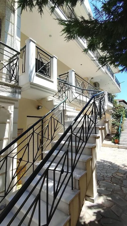 Apartment The Golden Guest House Peraia